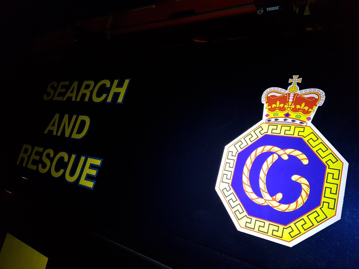 Team tasked at 01:23 to assist @OFFICIALIOWAS with an intoxicated casualty in his 30s aboard a vessel in Cowes. Stood down whilst on route, casualty in ambulance. RTS 01:34