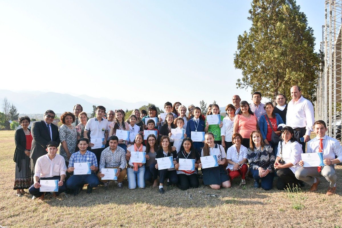 RECONOCIMIENTO A DOCENTES Y ESTUDIANTES DEL NIVEL SUPERIOR
dges-sal.infd.edu.ar/sitio/reconoci… 
<a href="/MEducacionSalta/">Ministerio de Educación de Salta</a>
<a href="/EJaureguis/">EnriqueJaureguis</a>
<a href="/epinikas/">Elsa Pinikas</a>
<a href="/BenjaminSalta/">Benjamín Beltrán</a>
<a href="/DgeSuperior/">DGESuperior</a>