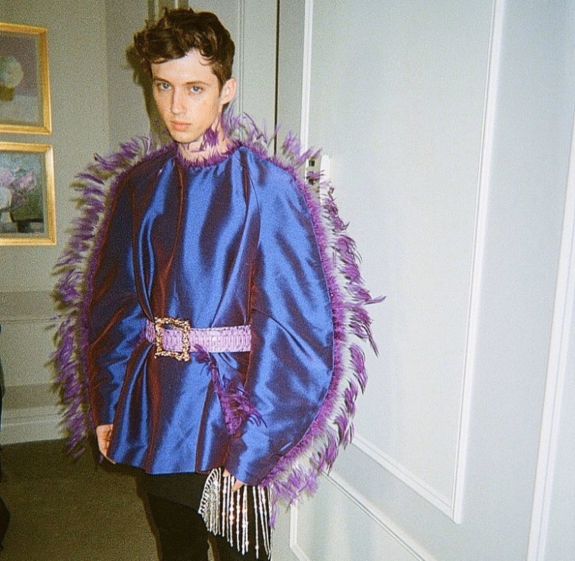 troyesivan's tweet photo. tour look outtake https://t.co/TSBqkyYFN0