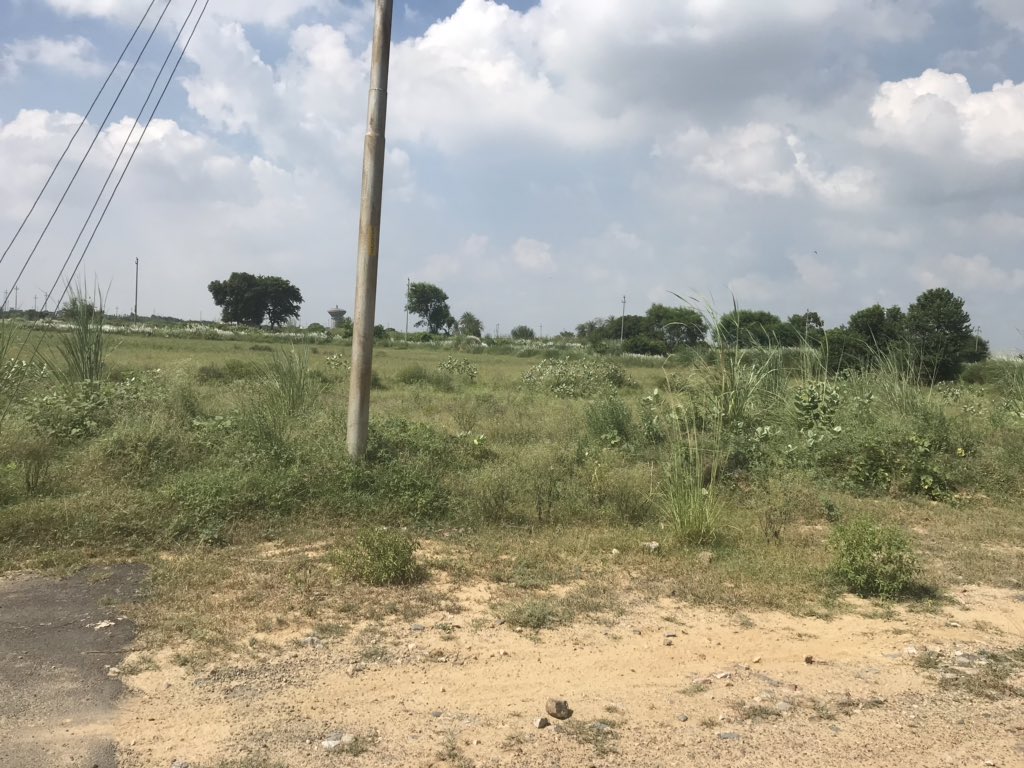 virguu's tweet image. @myogiadityanath @PMOIndia @CeoNoida @nbhooshan @UttarPradeshCMO @cmouttarpradesh @dmgbnagar #ecotech11 #MakeInIndia @makeinindia #zerodevelopment #pooradministration....this is real position of ecotech 11 dated 19.09.19 ...#corruptsystem ...payment was done in 2011 but no posses