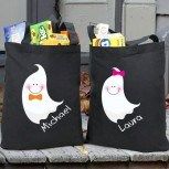Charming_Chick's tweet image. Trick-or-Treat buckets &amp;amp; bags are now in stock! Available with monogram or names for your little ghosts &amp;amp; goblins #Halloween buff.ly/2nbbVAm