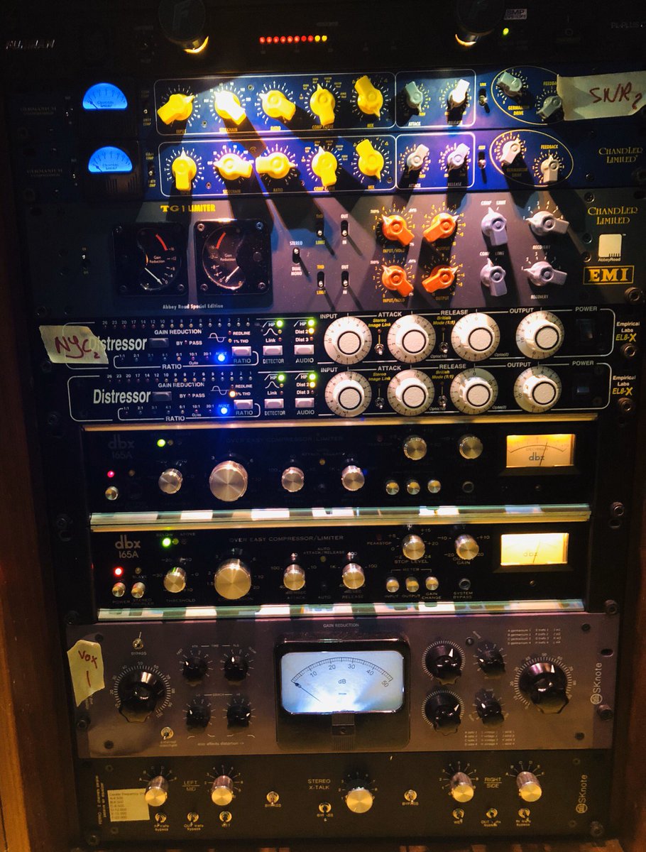 wesonator's tweet photo. Tools at @TheGarage_Italy for the @lamantinoicae session. #recordingstudio #recordingengineer #mixingengineer #newmusic #tuscany #italy https://t.co/XVlgoE7MOT