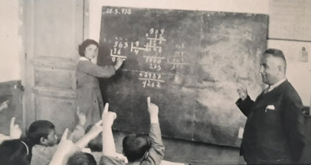 nka979's tweet photo. 📷 Samsun Fazılkadı İlkokulu fotoğraf albümünden 3 kare, 1930'lar https://t.co/2sTlQs620D