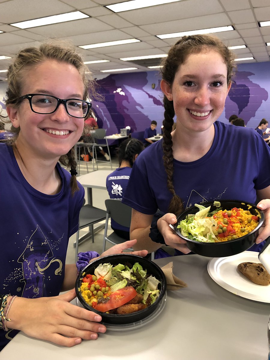 GHSBandandGuard's tweet photo. Thank you @MiApaCafe for donating our yummy dinner tonight!! #dinner #delicious #ghsband #gainesvillehighschool #marchingband #gocanes https://t.co/nC4gyHOLsR
