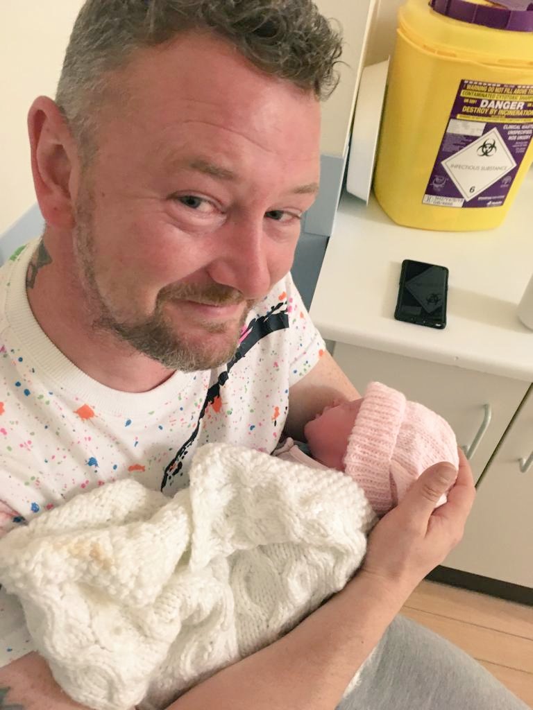 LEEHOLLANDactor's tweet image. So my little princess has arrived and she is gorgeous,  a little break is in order and ill be back on set  #daddyslittlegirl