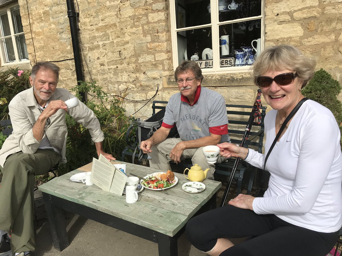BillArthurWL's tweet photo. Hiking in the Cotswolds, plenty of steps, mud, rain, an’ good fun! https://t.co/I0H90H2o3h