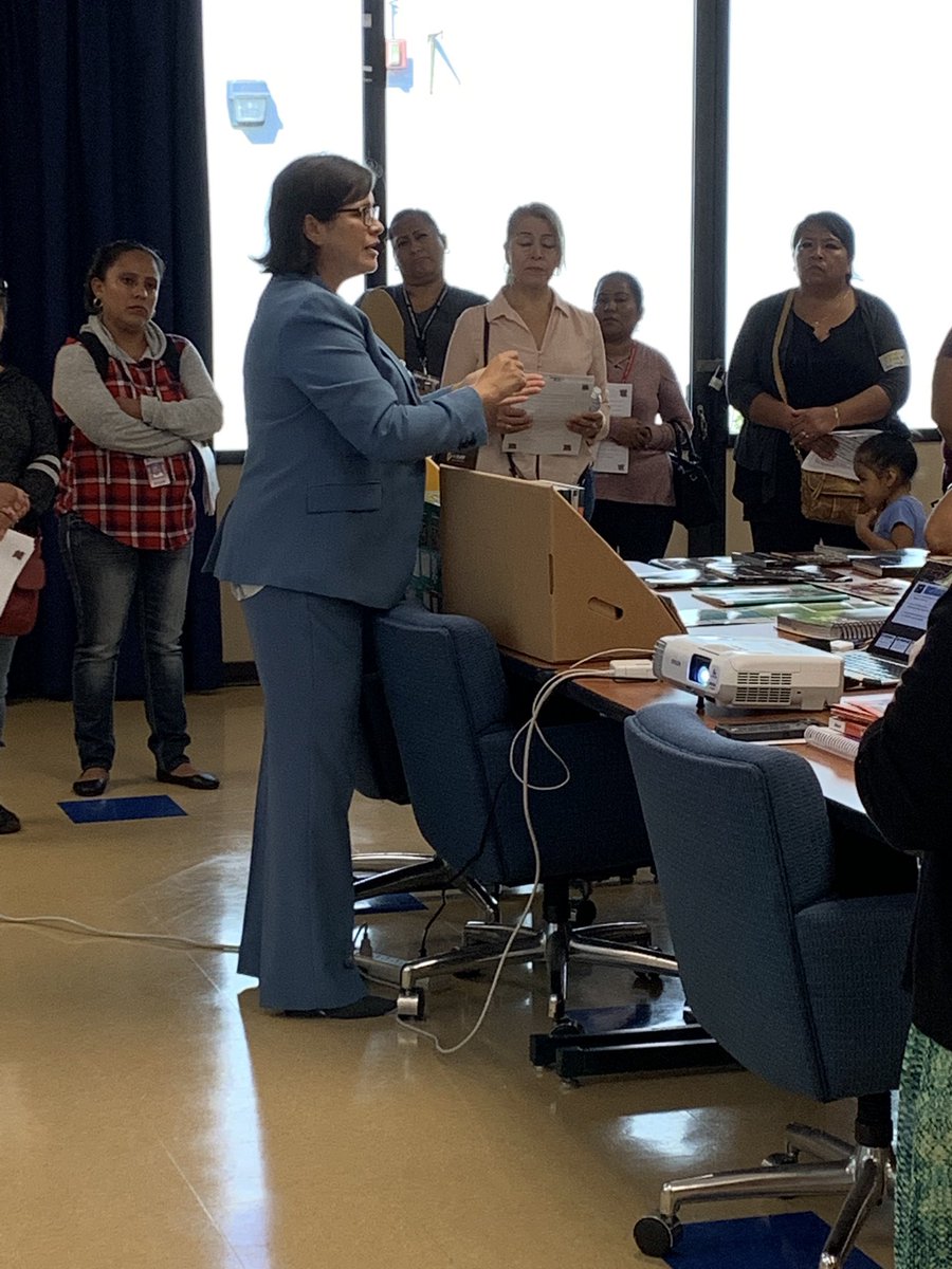 LASchoolsEast's tweet photo. #elaCoS highlights #goldeast @laschools https://t.co/lE5rKxghlG