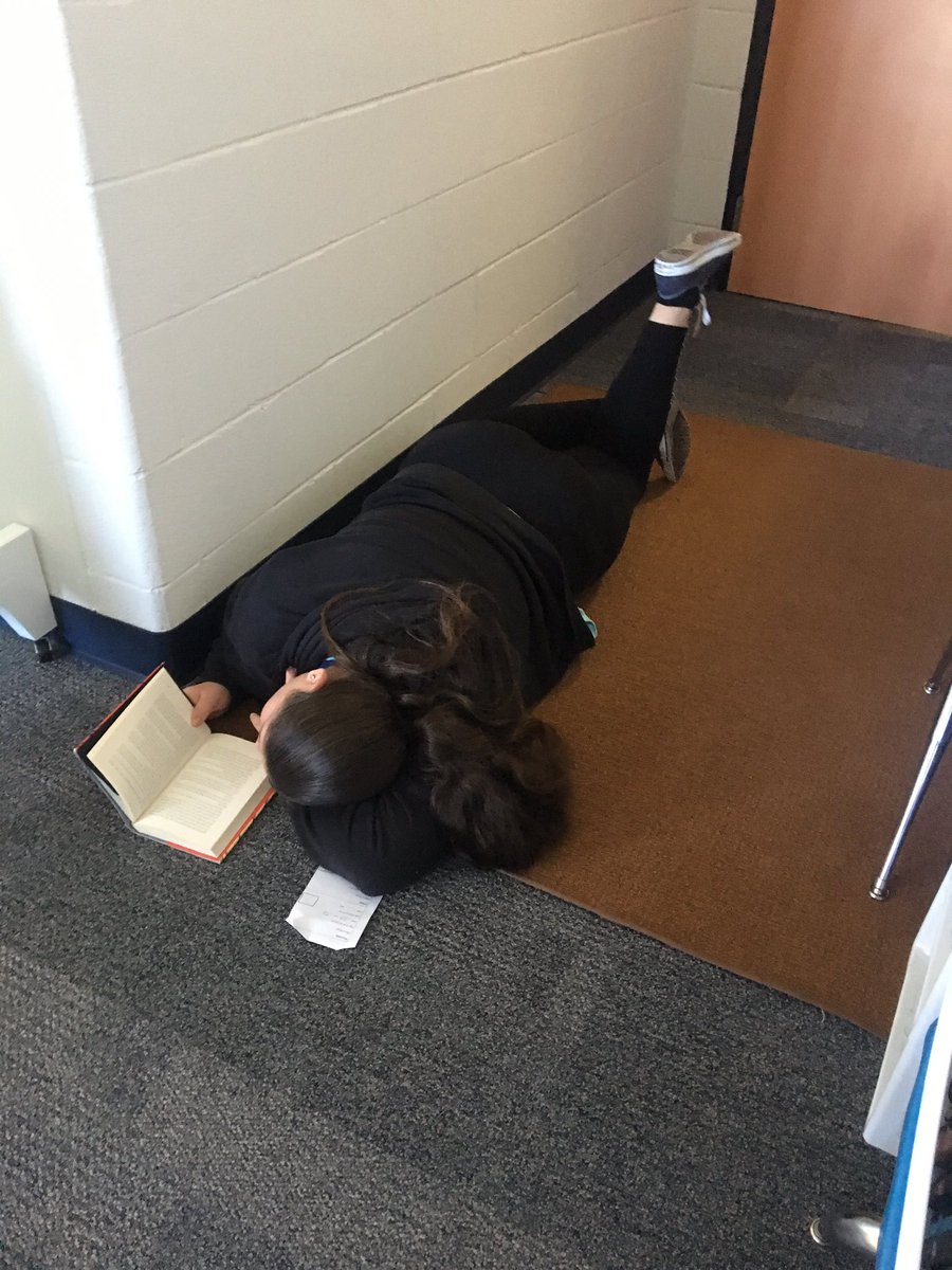 msdavilla's tweet image. Unusual reading positions today.  Whatever works I guess.  #talonterritory