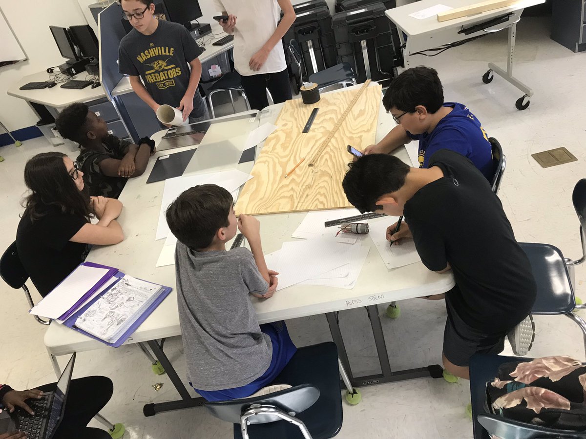 bms_robotics's tweet photo. Making progress today! #heatinup https://t.co/UWgRZxAjqJ