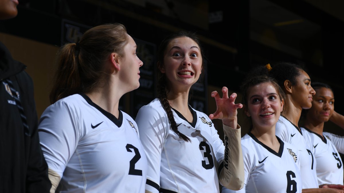 UCF_Volleyball's tweet photo. It's almost match time, and we're ready to pounce! See you in an hour π #ChargeOn
π» https://t.co/V3xHxQph7C
π https://t.co/hFr0hFdyRW https://t.co/yOTp7JdI6Y