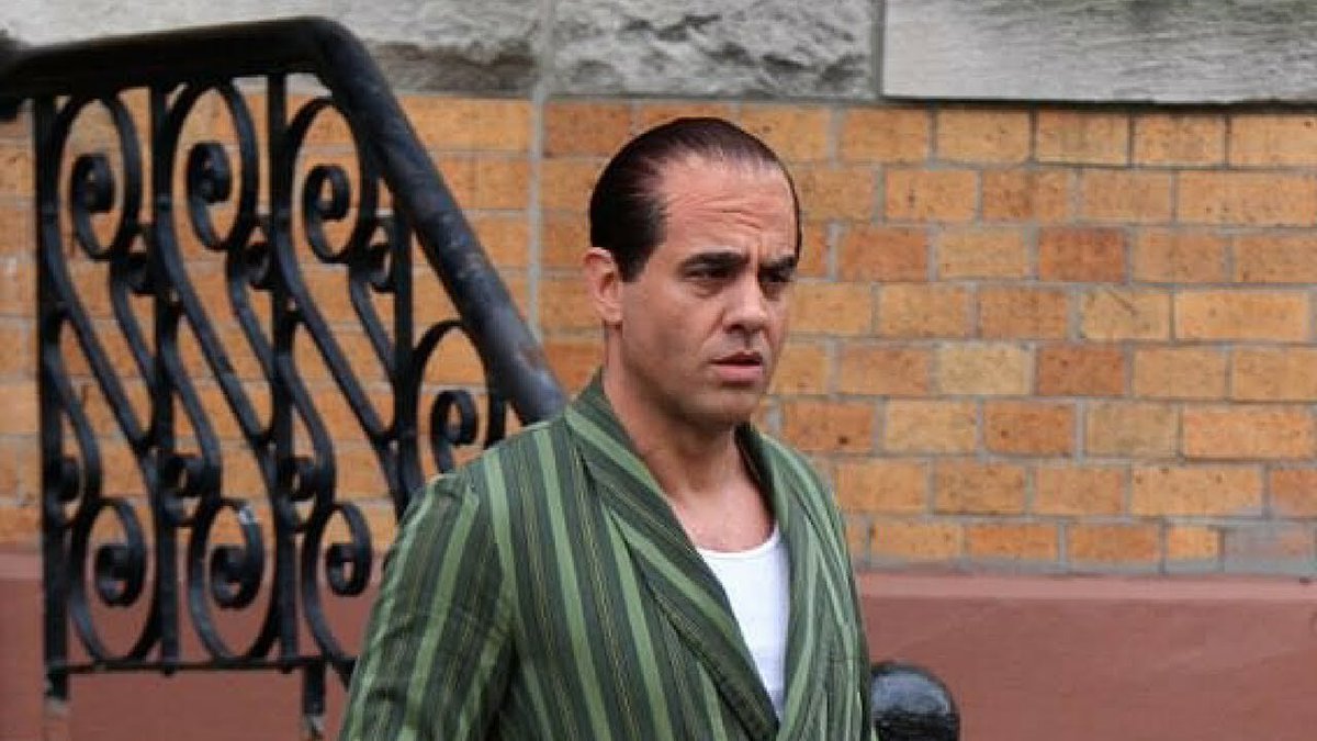 JustinCChang's tweet photo. Glad they didn’t digitally de-age this guy in #TheIrishman. Might’ve looked a little too Bobby Uncannyvalley. https://t.co/T19rEu5GH4