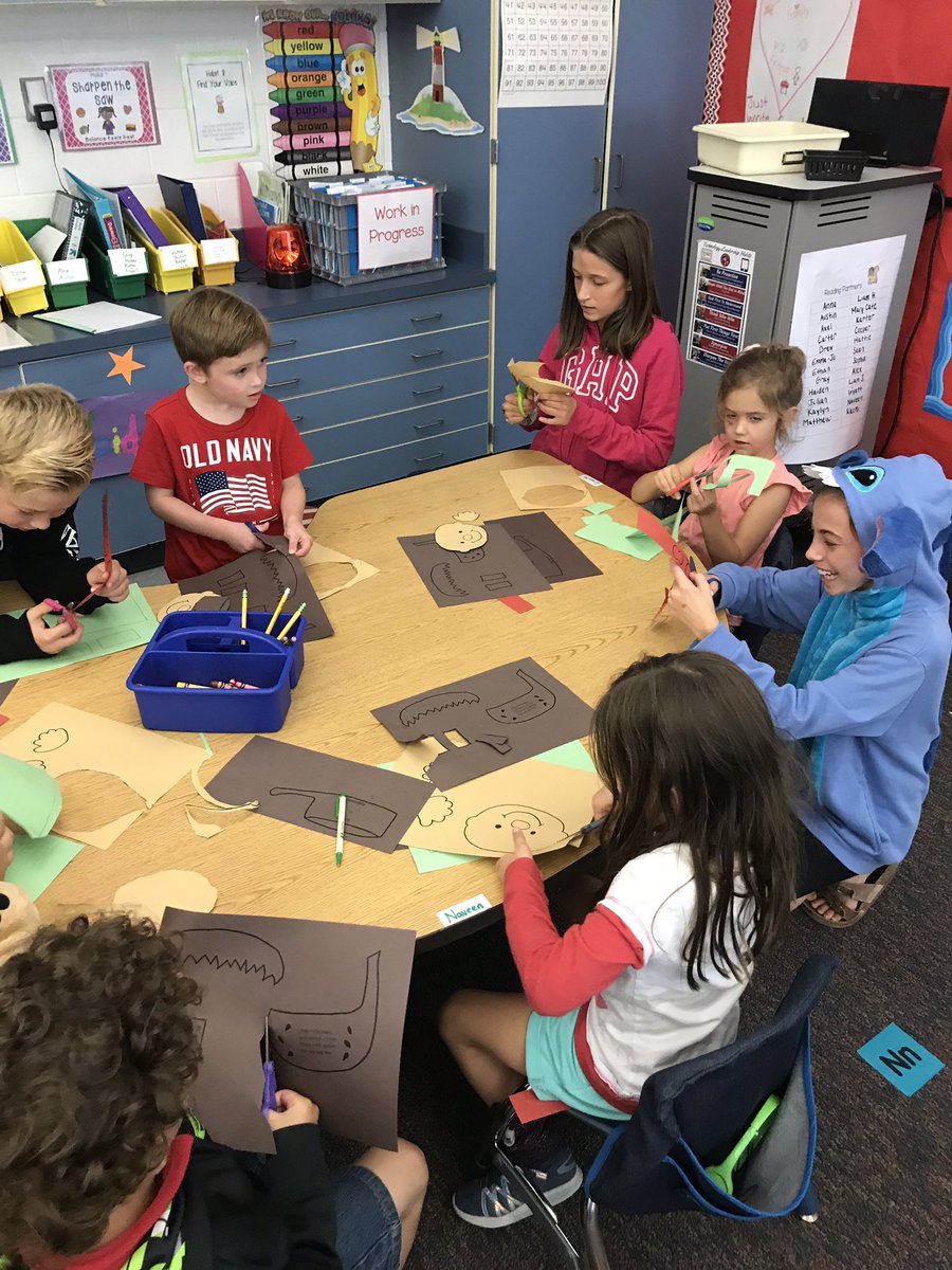We had a great time celebrating Johnny Appleseed day with our Kinder buddies!! <a href="/TeamMooreSRE/">Melissa Moore</a>