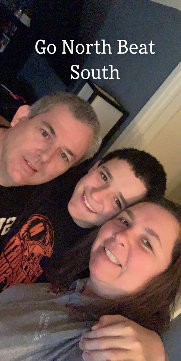 momgreebs's tweet photo. Going to root our #MenOfNorth #GoNorthBeatSouth @lukegreeby @Bobafett123456 https://t.co/TFRDnnTR1B