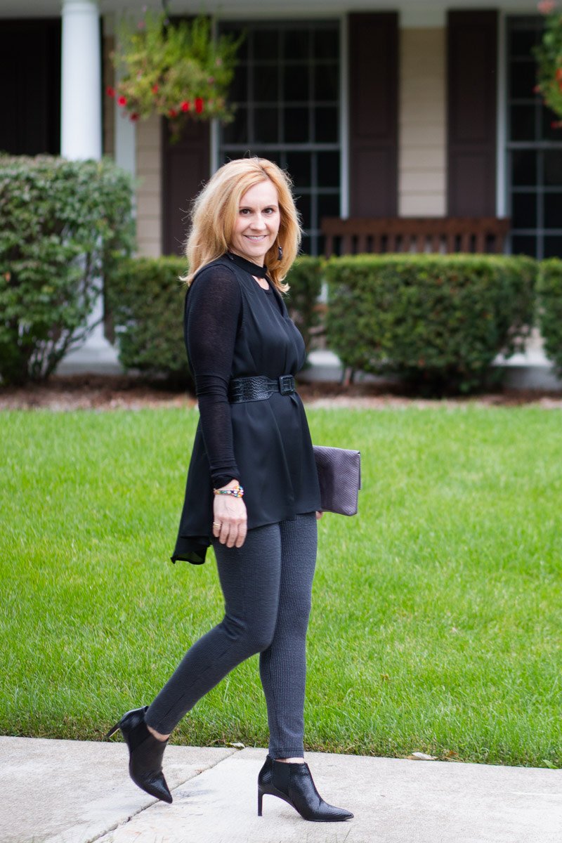 Kathrine00021's tweet image. Dark Fall Layering #falllayering #chokertop #ponteknitleggings #edgychic kathrineeldridge.com/dark-fall-laye…