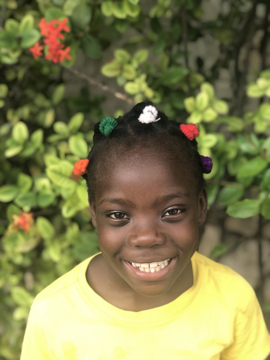 AlyssaMayfield2's tweet photo. In the process of getting curriculum for some of our kiddos to learn English. We are almost funded but we still will need about $100 more. This will give them lots of opportunity in Haiti and they are eager to learn... if you would like to help please DM me:) https://t.co/x9Oq7ImzUQ