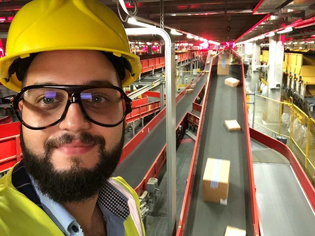 Visita in DHL, il lato oscuro dell’eCommerce.... dopo la SEO
.
.
.
#dhl #italia #italy #milano #milan #logistics #ecommerce #master #marketing #business @progesia_ <a href="/zerogrey/">ZeroGrey</a> ift.tt/2lMtR43
