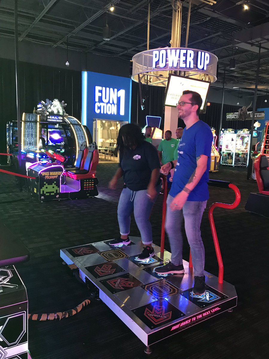 Lowes annual DS event in Memphis 2019. Awesome time today <a href="/MarvinREllison/">Marvin Ellison, Chairman & CEO of Lowe’s</a> <a href="/joelcogdell/">joelcogdell</a> <a href="/JonathanH_HD/">Jonathan Holden</a> <a href="/LeakeCara/">Cara Leake</a>