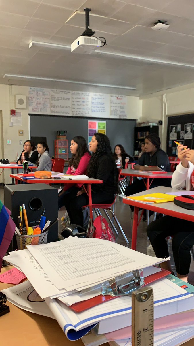 cocom1226's tweet photo. Learning English skills through song  #perfect #edsheeran #enl #newcomers https://t.co/y4tmlS4sFw