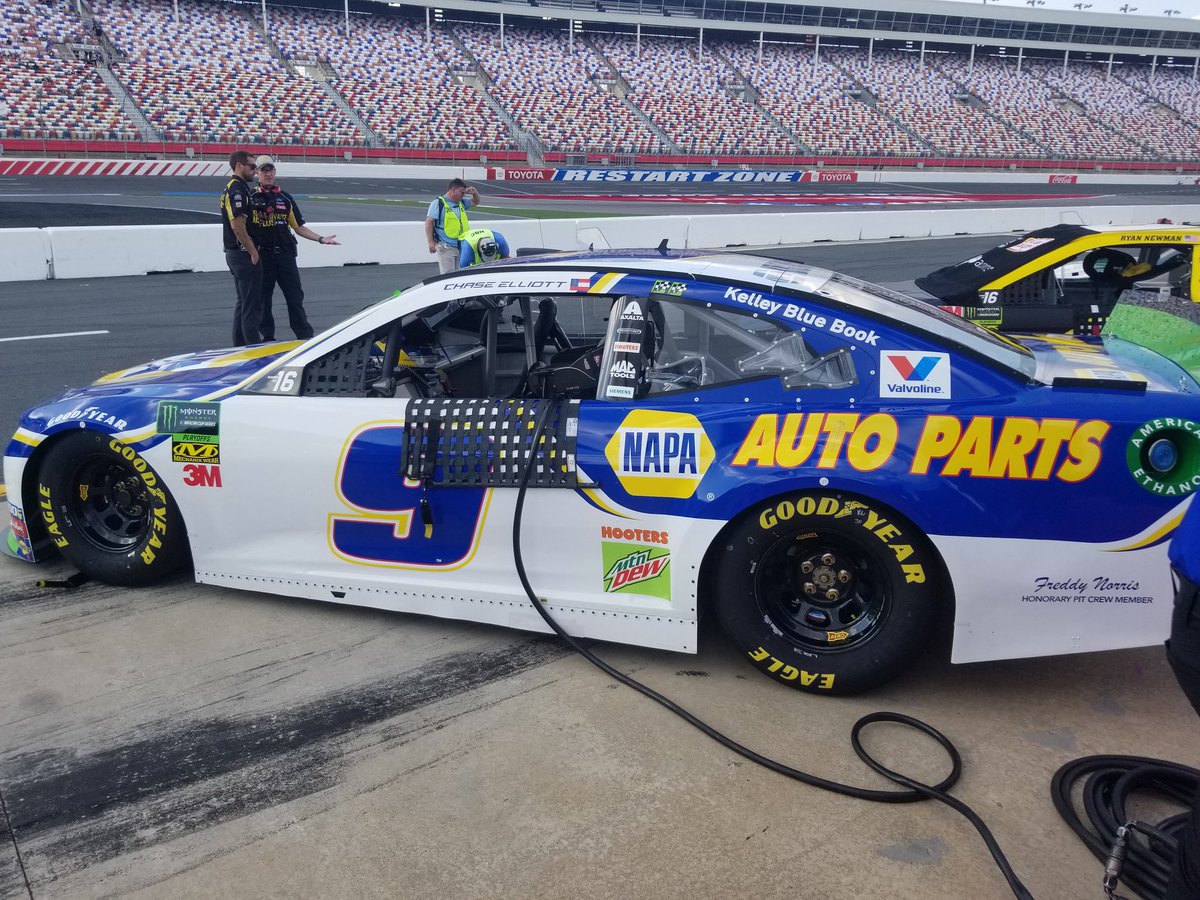 Devildog683's tweet photo. #Baaaam! @NASCAR @NAPAKnowHow @Hendrick9Team @TeamHendrick 😎 https://t.co/TSGd03Bie9