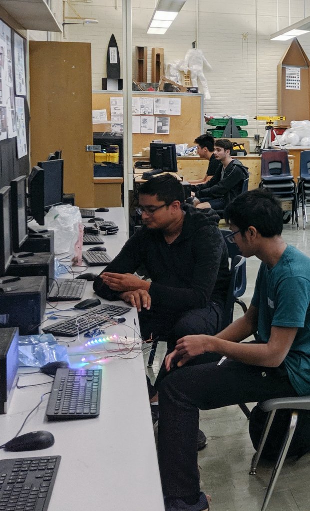 BuildingEDU's tweet photo. Students programing #LEDlighting on #Arduino Uno boards for their #Halloween displays. Big thanks to @LilRobotFriends for collaborating with #NorthernSS. #robotics @DaleatSKYLARK @Ms_J_Pearson @PrincipalNSS @TDSB_STEM @tdsb https://t.co/hGUowcENIj