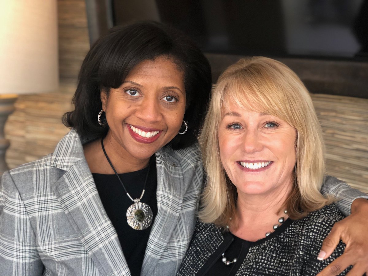 Julie Tyler tweet media