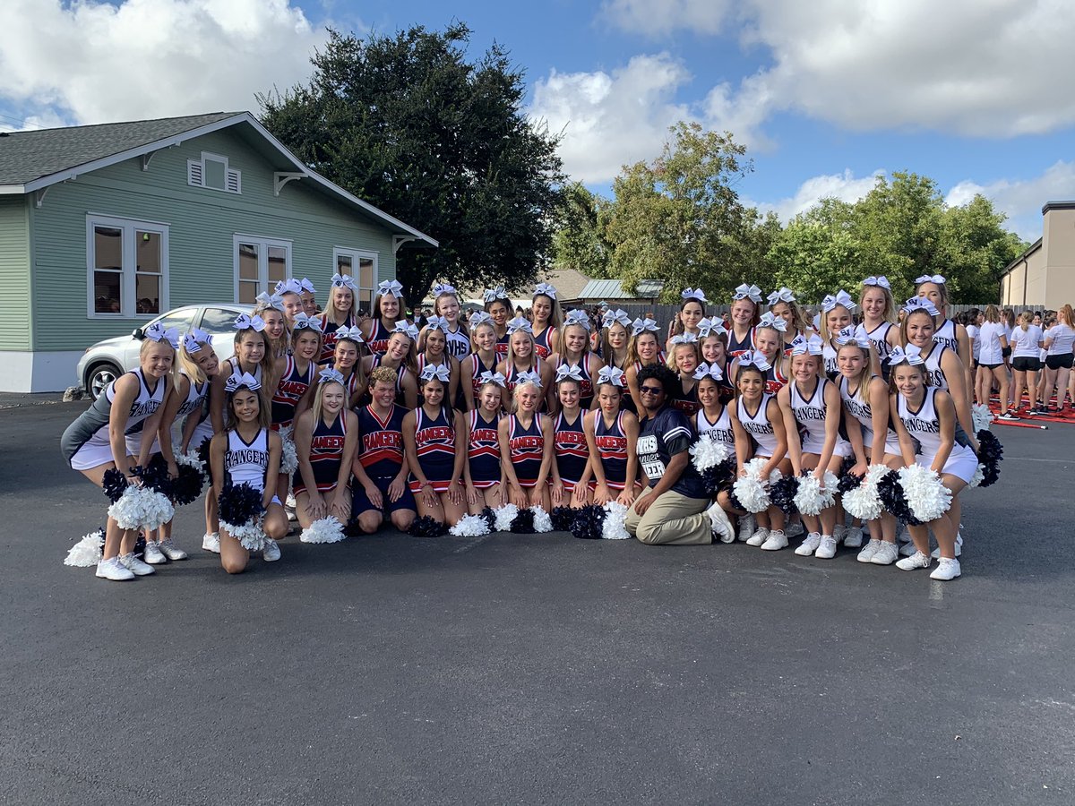 SVHS Cheer loves FAIR DAY!!! 💙❤️