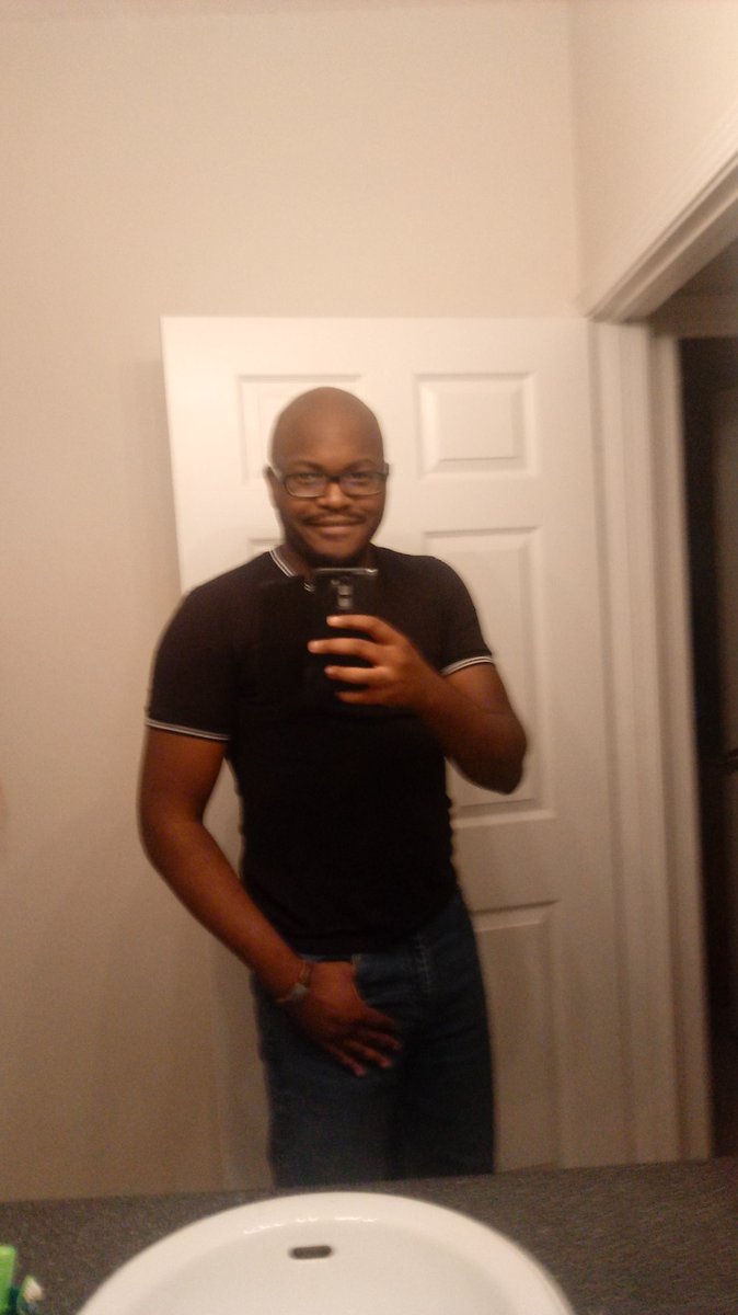 DudeMarq's tweet photo. Time to party!!!!
#LibraSeason
#BDay26
#TwentySexy https://t.co/KYHVuM4IWW