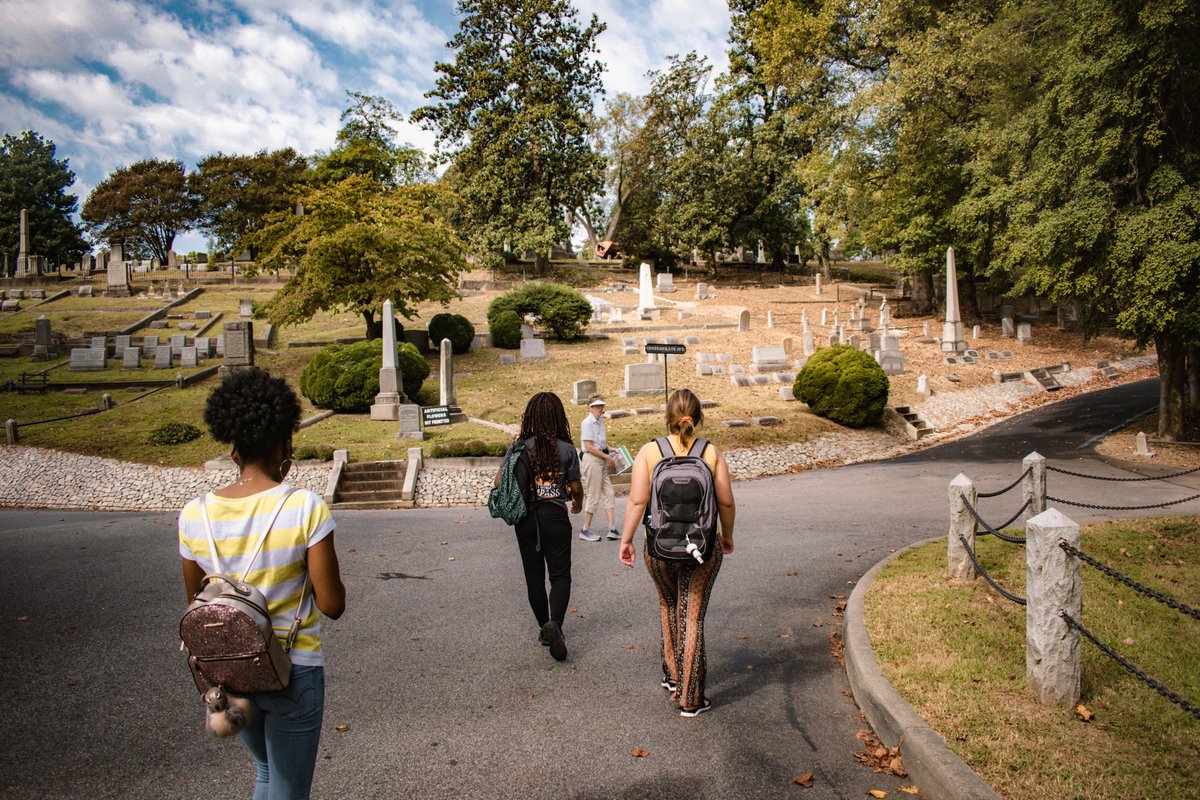 VCU_SLCE's tweet image. It was a perfect day at the Hollywood Cemetery on our Expedition RVA tour! #MakeItReal #RVA