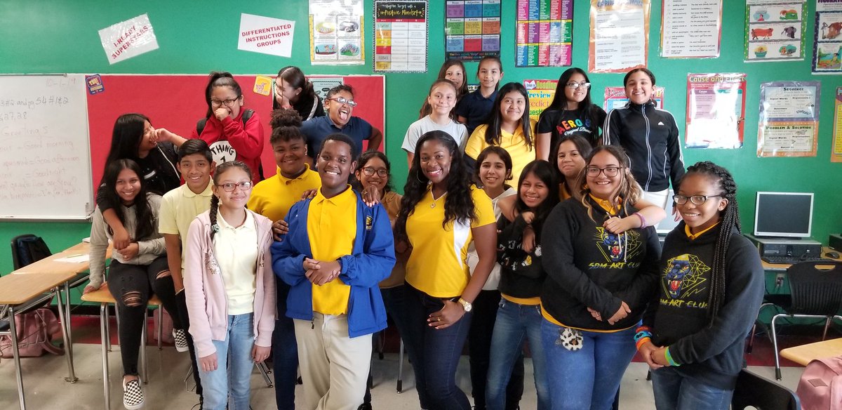 gee_jory's tweet photo. What a great turn out this year with our French club growing to over 20 plus members. They are hungry and ready to learn @sdmpanthers.
2019-2020 French Club 🇫🇷🥗🎨
#FrenchClubRocks 
#EifelTower #Pantherkids  #Bonjour #Coolkids #LoveMyClub
#PantherKidsExposedToDifferentCultures https://t.co/SvIDzPtjIz
