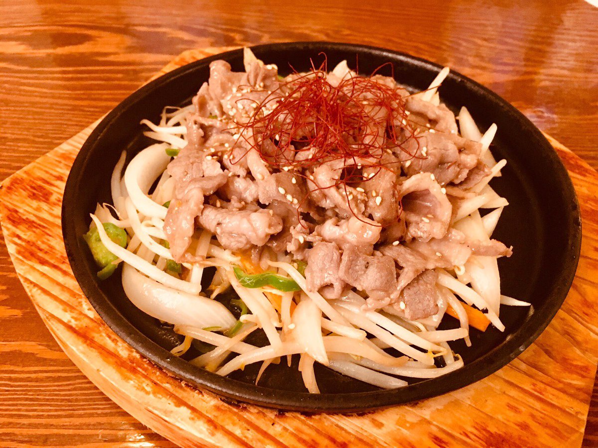 お肉とビール 立川ビアホール 週替わりのお知らせ 9 30 10 4の週替わりランチは 北海道 鉄板塩ダレジンギスカン 0です 食の大地 北海道の定番肉料理といえばジンギスカンですね 今回は塩ダレでご飯が進む味に仕上げました たっぷりの野菜と