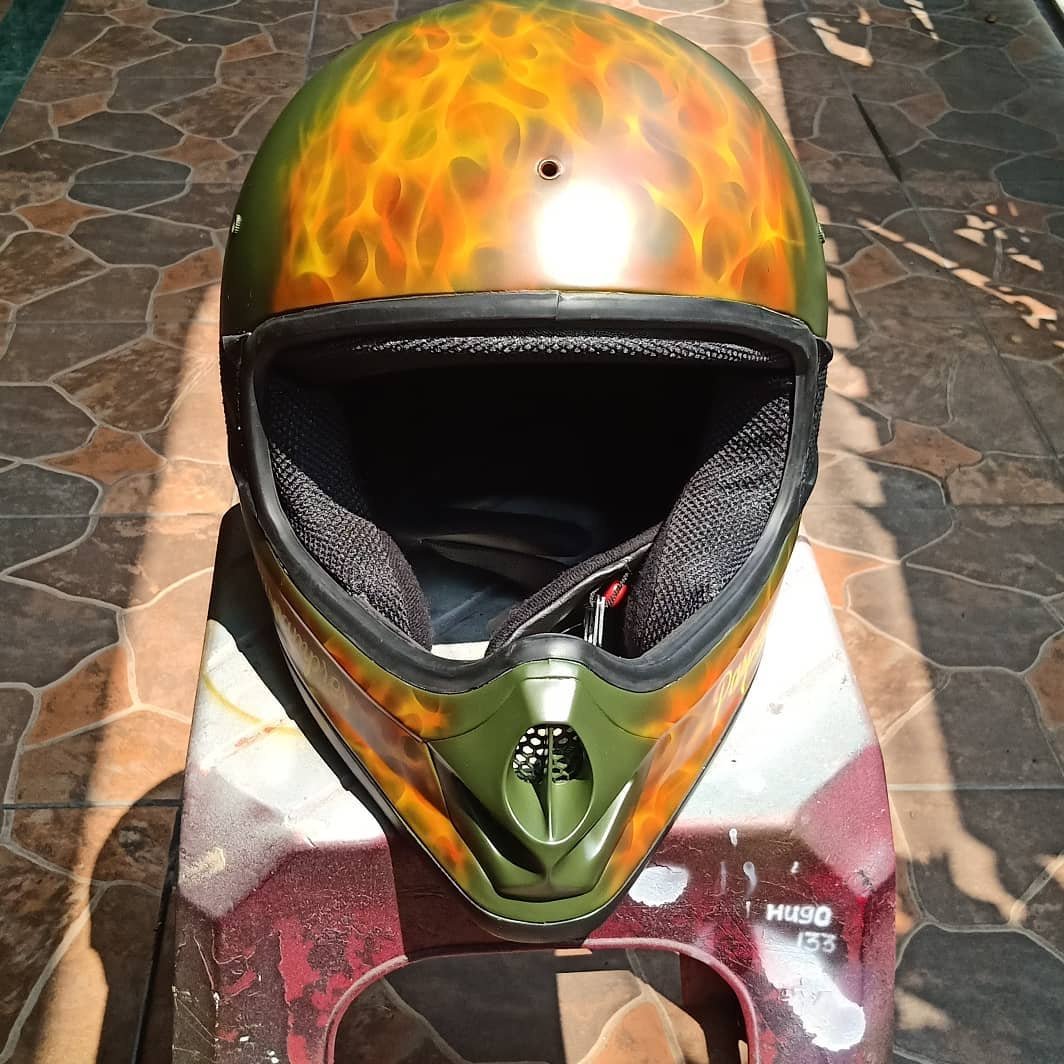 3custompaint's tweet photo. Obat sakit hati

Re-paint KLX 150 Helmet
#3custompaint #airbrush #klx150helmet #tribal https://t.co/8Lp0v2E7WK
