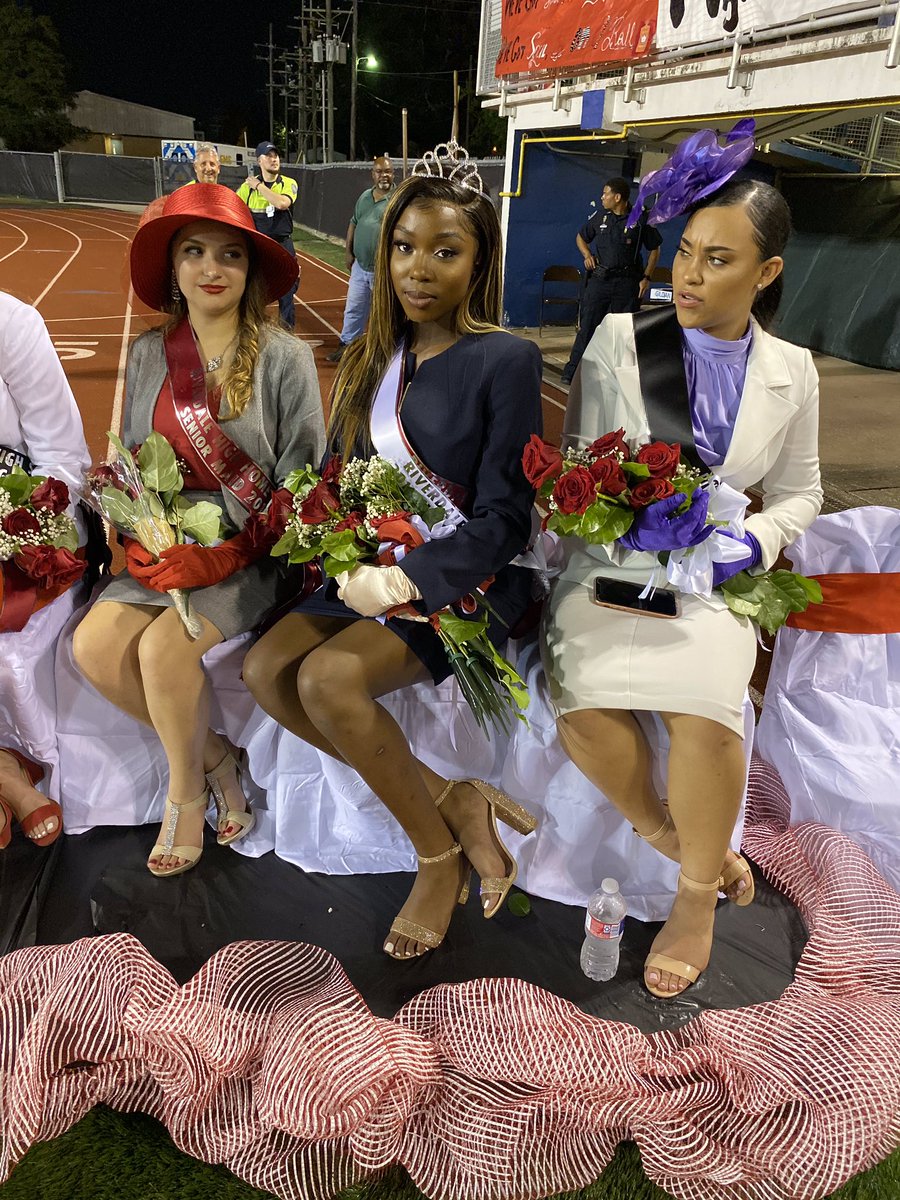 javonneeL's tweet photo. #QUEENCP #CPCROWNED @cam_nicoleeee https://t.co/Nzb4Px50ag