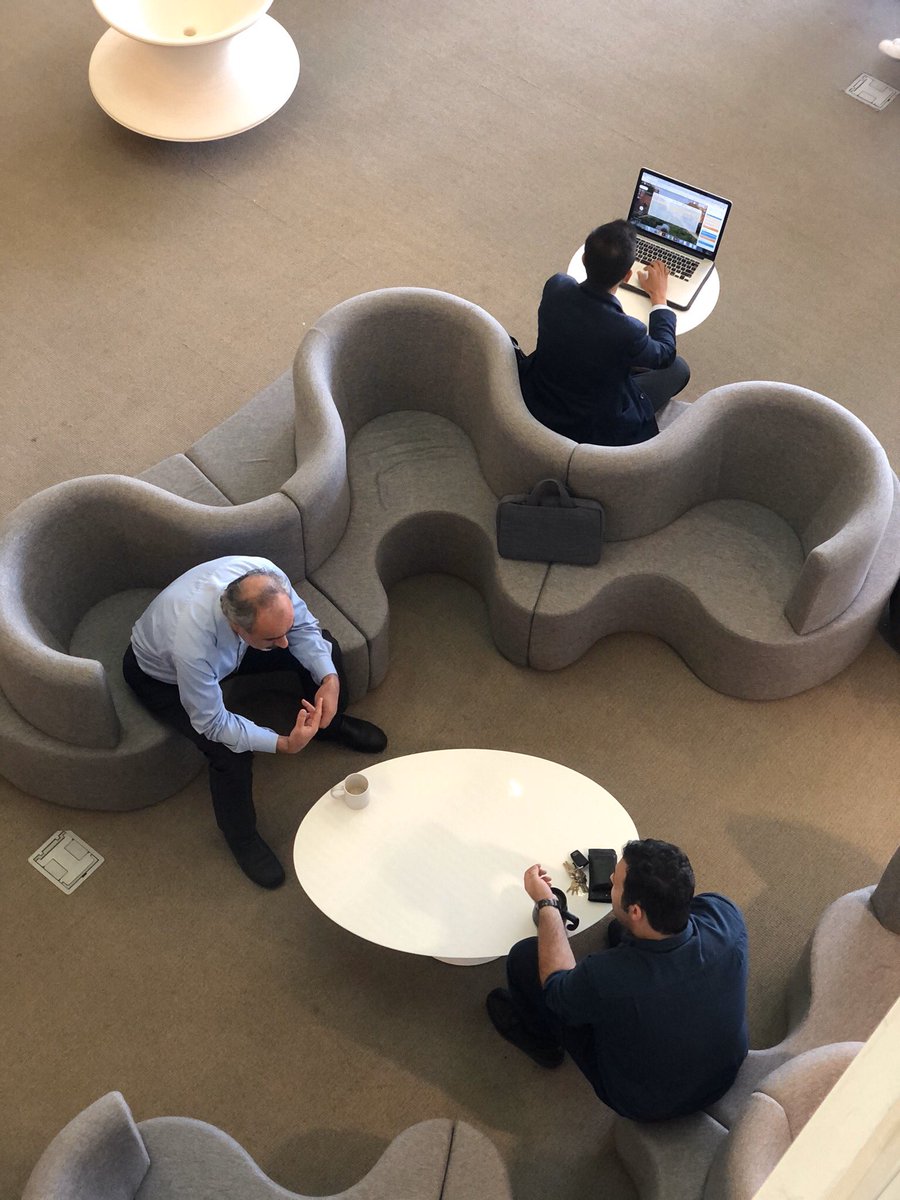 pearlli98's tweet image. The sofa has such a smart design, the two sided seats utilize space and divides the sofa into two functional parts: inner group seating and outer personal space. It speaks for a community that both welcome collaboration and individualities. I love it. #communitybydesign