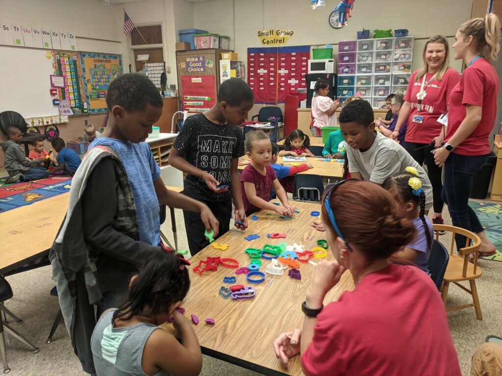 Christina Davis (@cdavis21bcps) on Twitter photo Our first monthly Buddy Day was a success! Older classes were paired up with younger classes to help promote a positive school community. We can’t wait for next month’s Buddy Day! <a href="/RedHouseRun/">Red House Run Elem.</a> Our first monthly Buddy Day was a success! Older classes were paired up with younger classes to help promote a positive school community. We can’t wait for next month’s Buddy Day! <a href="/RedHouseRun/">Red House Run Elem.</a>