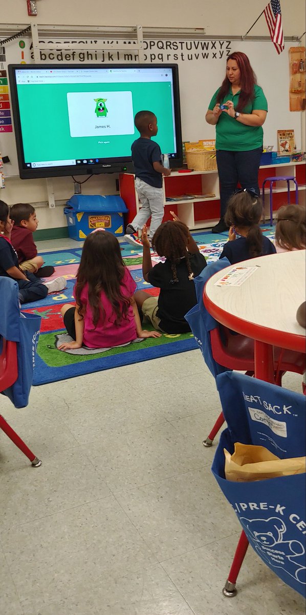 Drperez2416's tweet photo. Exploring all the letters on this fun Friday.
#prekrocks #letters #vinesbears #engage #funwithgames #phonologicalawareness #funfriday
@vines_ecpkk @princlareed @AldineISD https://t.co/P8b8H2UzoV