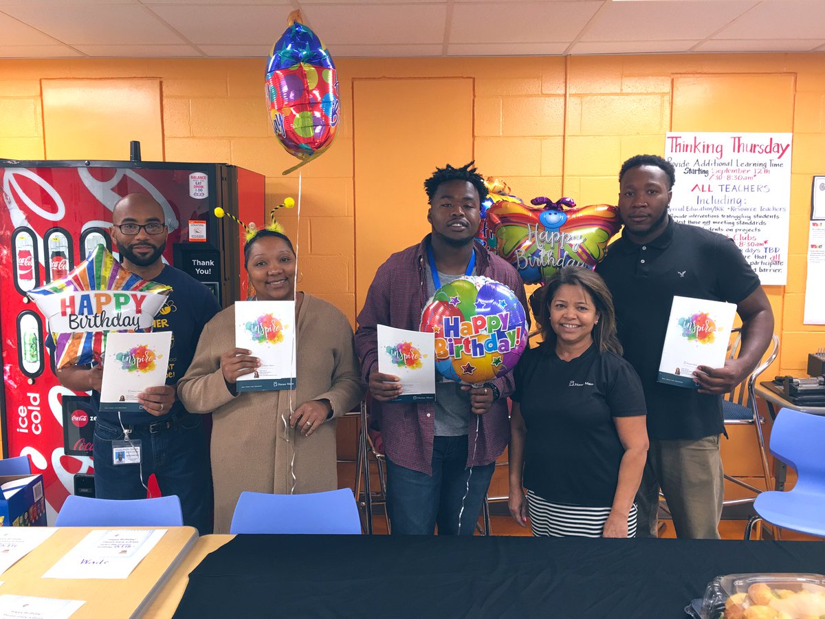 APSBeecher's tweet image. Today we celebrated our upcoming #OctoberBees Thank you @HoraceMann and @KarenMooreAGY for the Lunch and Cake!