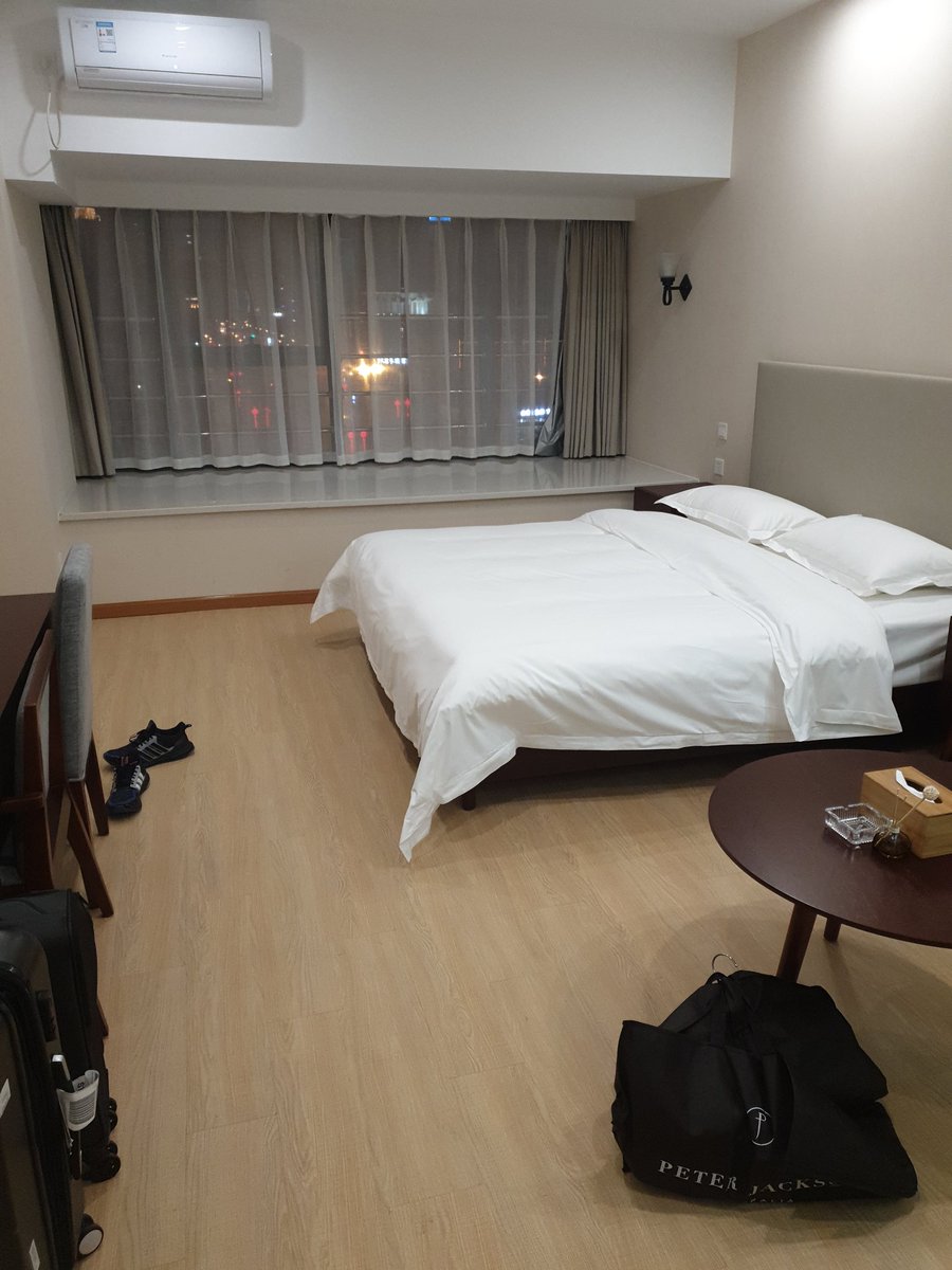 Smashshouts's tweet photo. 5 days, 9 broadcasts, 3 regions in total 36 maps of @PUBGMOBILE for the #PMCOfall split done and dusted. Had a blast so far with @EsportsPUBGM everyone has been super lovely looking forward to the more relaxed schedule now! Teams please DM me so we can get some juicy storylines! https://t.co/Hv4gRgfRFL