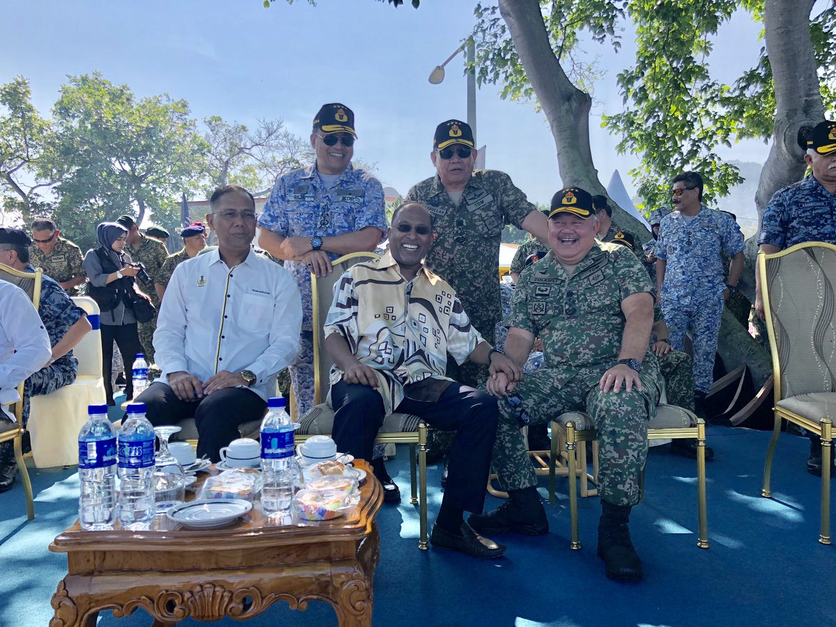 Royal Malaysian Navy On Twitter I Love Boat Rides Get In Line For Your Turn On The Combat Boat To Go Around The Jetty During The Armed Forces Day Carnival Operating On