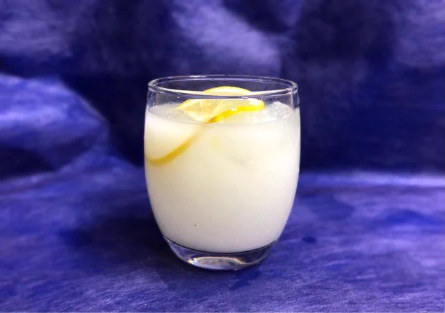 日本酒：カルピス原液を8:2で混ぜると？！最高に旨い「カルピシュ」の出来上がりです！！！