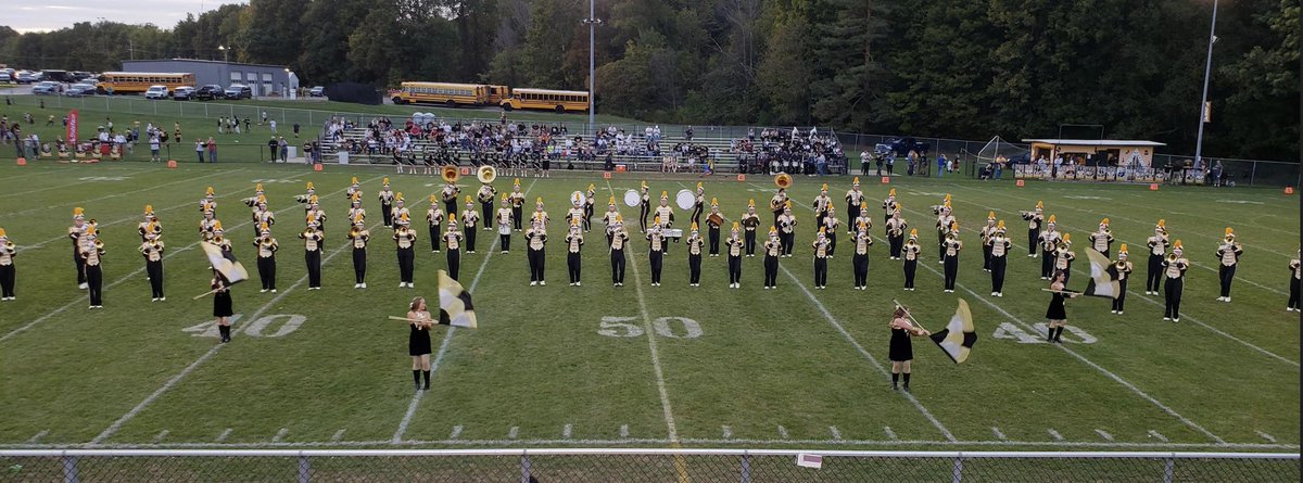 Tom_Nader's tweet photo. Another great night for the Marching G-Men. The reason I love to watch football at JAG Field so much is because there is no track so you are right on top of the action. This includes the band's performance. It is loud &amp; entertaining! Not sure there is a band that has more fun! https://t.co/ILrlx1sVPE