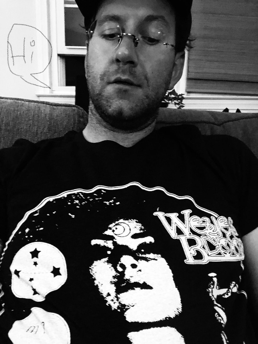 Harry Streaker tweet media