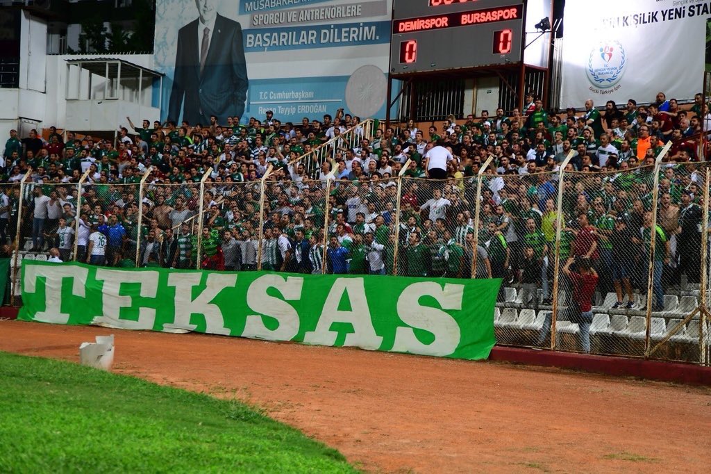 Senden başka var mı bu alemin yıldızı #BURSASPOR 🤫