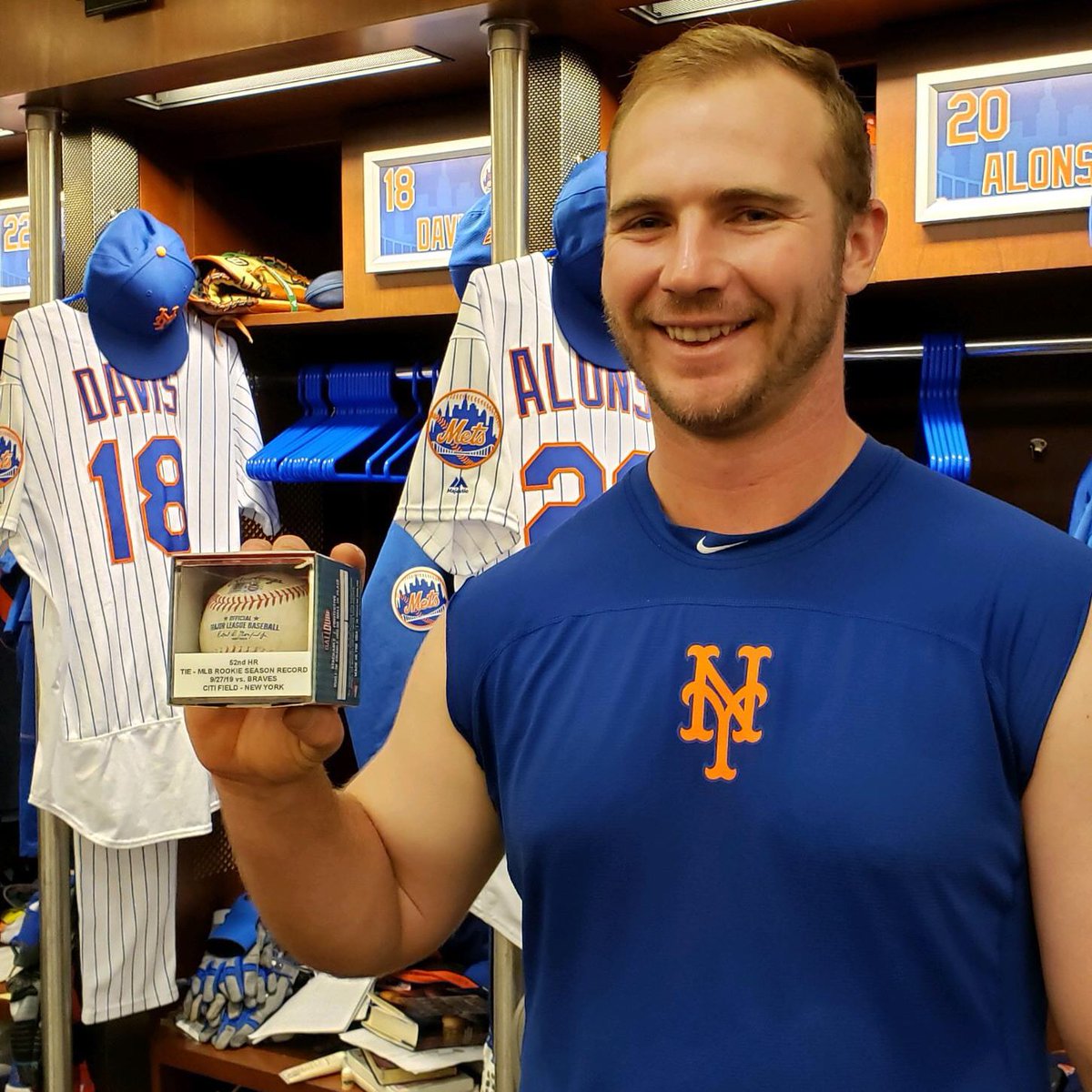 Mets's tweet photo. It’s a keeper for @Pete_Alonso20! https://t.co/cOKP3DnvM1
