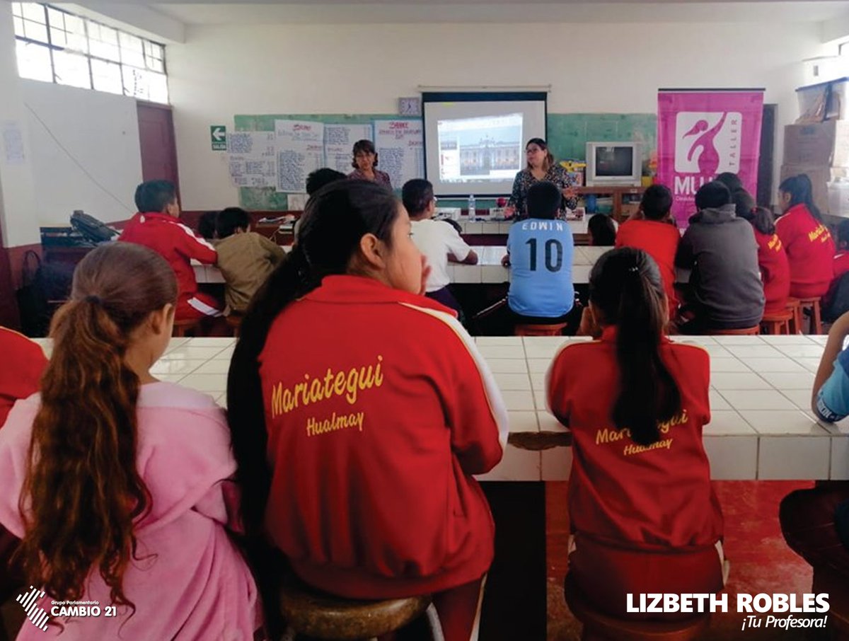 Inauguración del "I Taller Mujer, Derechos y Oportunidades" en la I.E. José Carlos Mariategui del nivel primaria, en el distrito Hualmay - Huaura.

#LizbethRobles
#TeRepresenta
#RegiónLimaProvincias