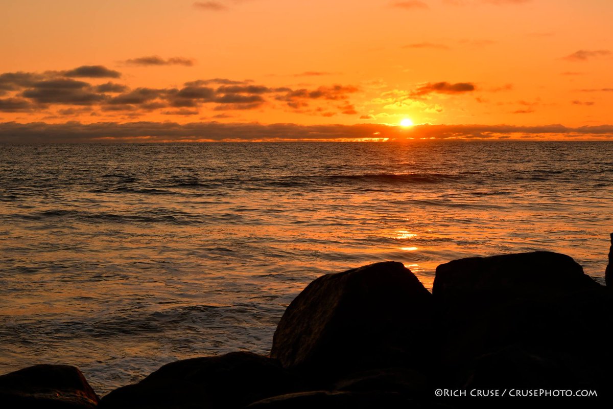 Sunset in #Oceanside - September 27, 2019. <a href="/VisitOceanside/">Visit Oceanside</a> <a href="/visitsandiego/">San Diego</a> <a href="/VisitCA/">Visit California</a>  <a href="/10NewsParry/">Megan Parry (she/her)</a>  #SanDiegoWX <a href="/NikonUSA/">NikonUSA</a> #D500