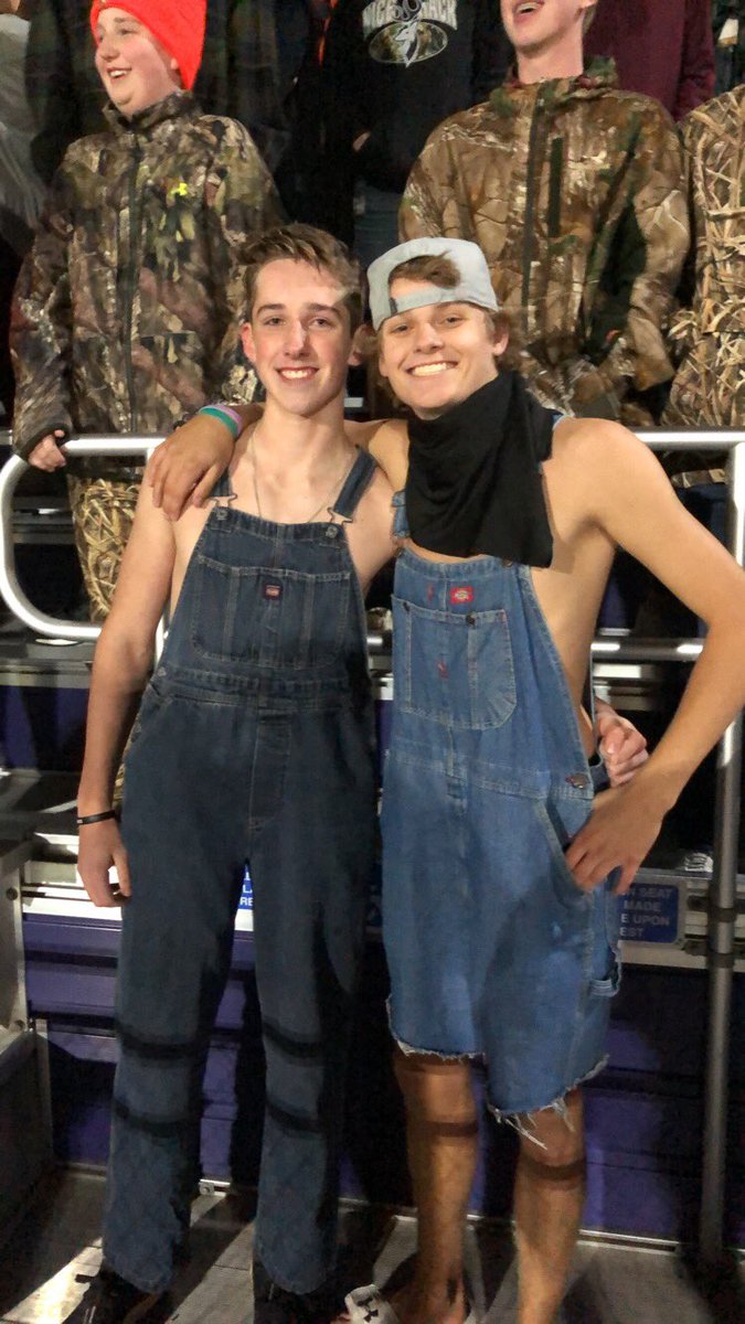Chan Student Section tweet media
