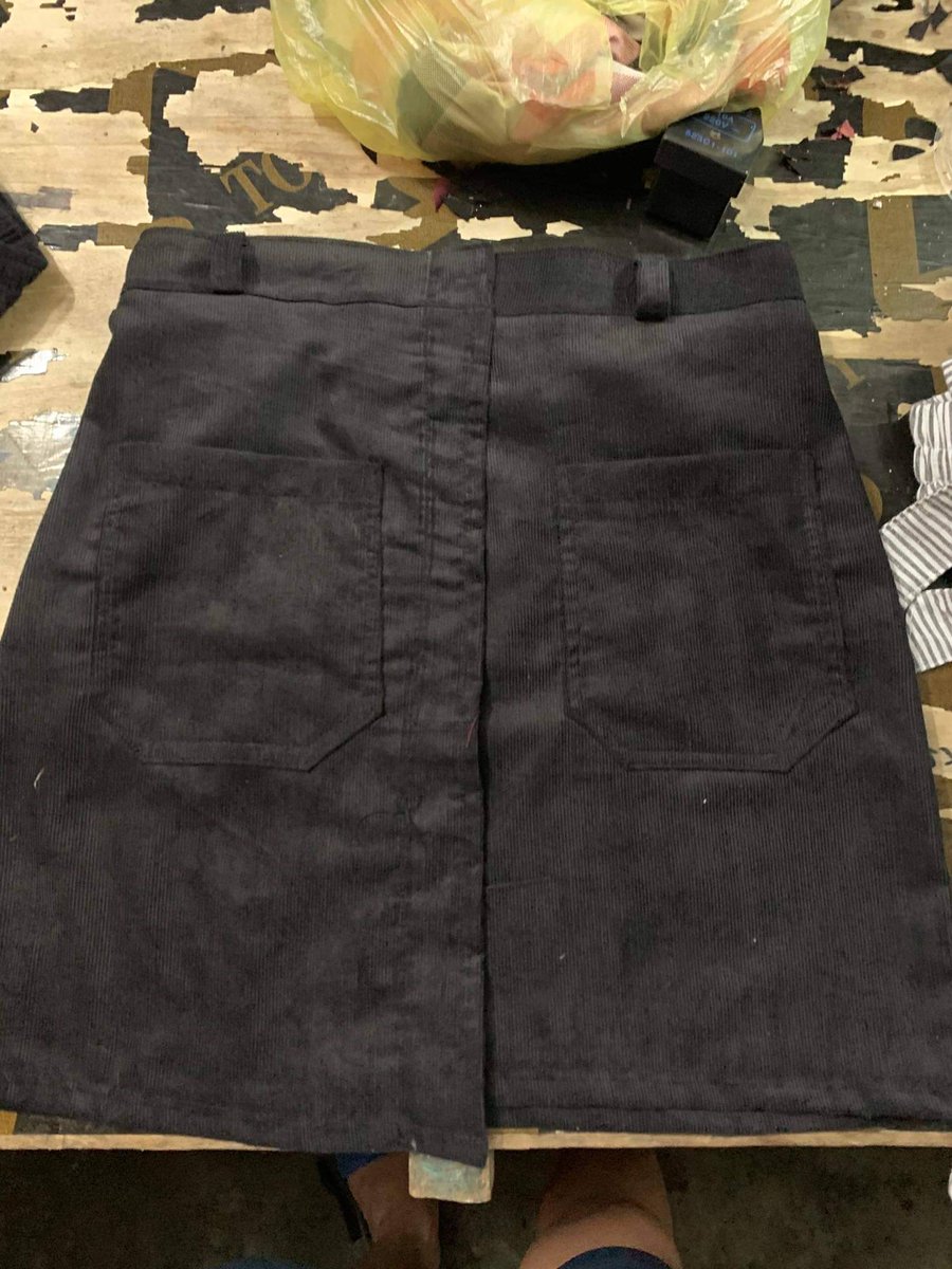 im_encaaat's tweet photo. 🌻Corduroy Skirt with pockets🌻
  
 💸200 ONLY

❣Pm me for orders https://t.co/K5wpJPNxwN