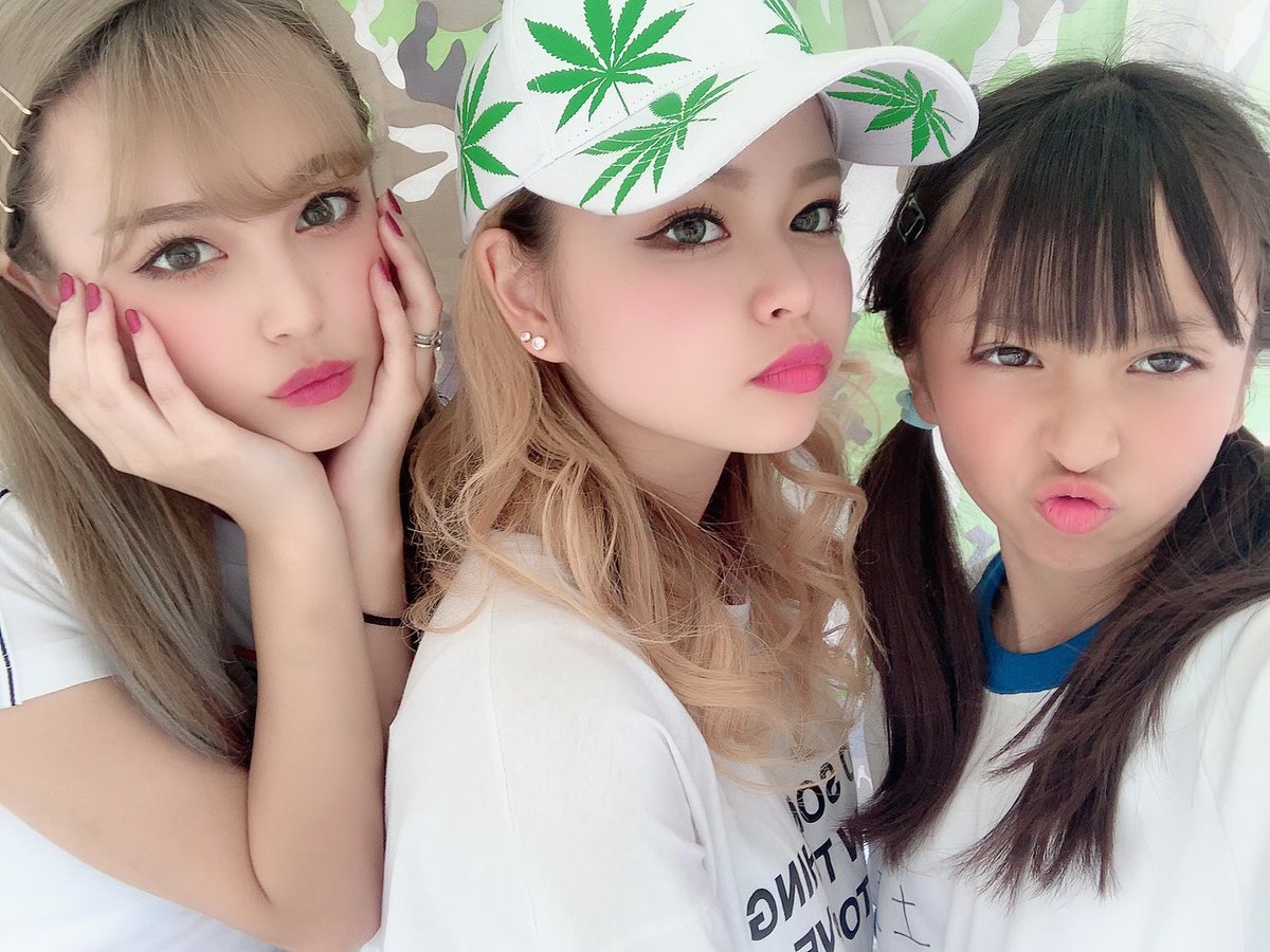 れいぽよ 土屋怜菜 Pa Twitter 久々の三姉妹 せらぴーの運動会来てる まりあはどれも漏れてないのでもはやどれでもいいwww れいぽよ 土屋怜菜 Pa Twitter 久々の三姉妹 せらぴーの運動会来てる まりあはどれも漏れてないのでもはやどれでもいいwww