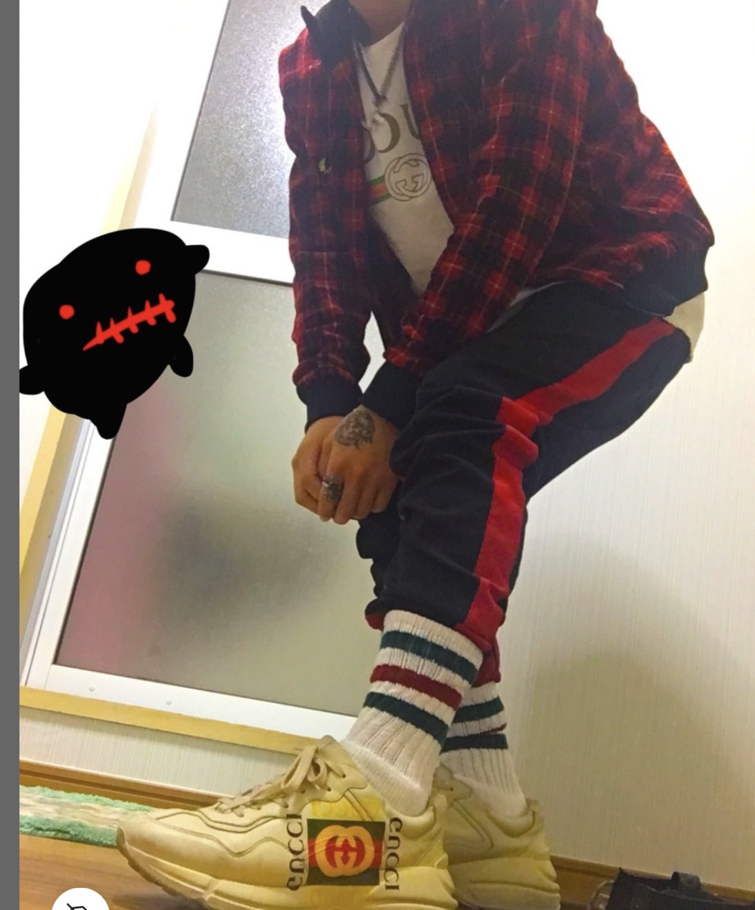 それニセリーム Twitterren 金ないのにハイブランド着てるやつはダサいし無理して買ってるのがバレてるぞ T Co Oljairbk6z Twitter