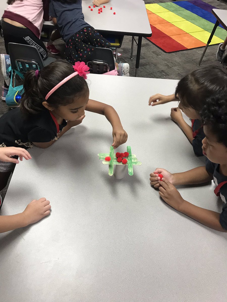 MrsWorchesik's tweet photo. My kids loved working together to create an apple tree and balance 10 apples up on top.  @WarnerCFISD #appleSTEM https://t.co/uB2TU3622n